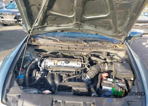 2010 Honda Accord 2.4 Ex-L z USA, uszkodzony, nr VIN 1HGCP2F87AA011608